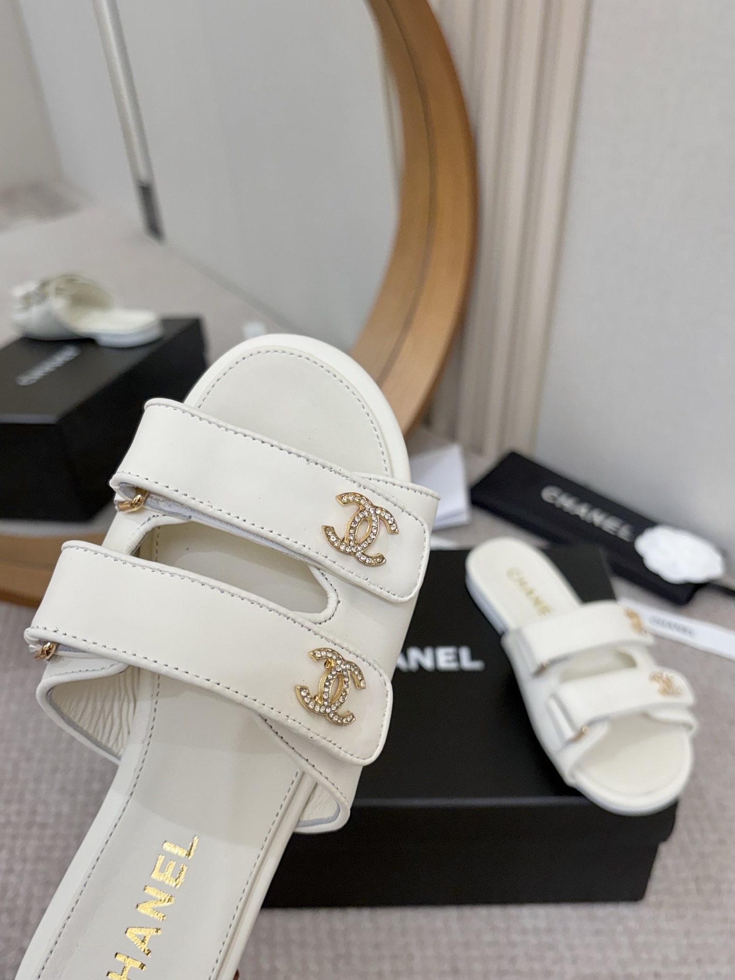 Women's high heels